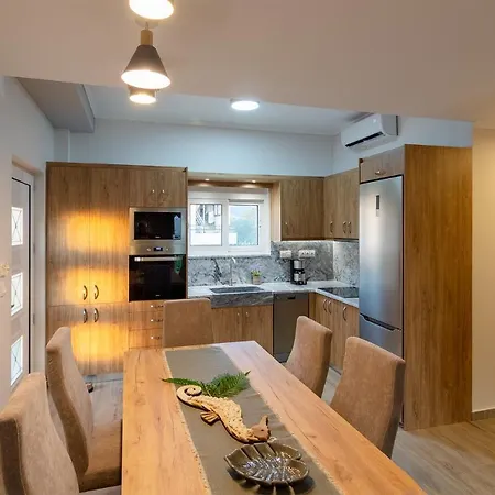 Holiday home Bitsakis Family Ii - Luxury House *